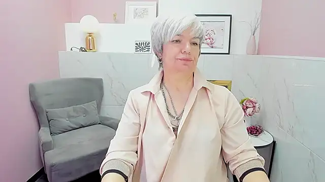 CarmenSoft online show from January 8, 2025, 5:48 am