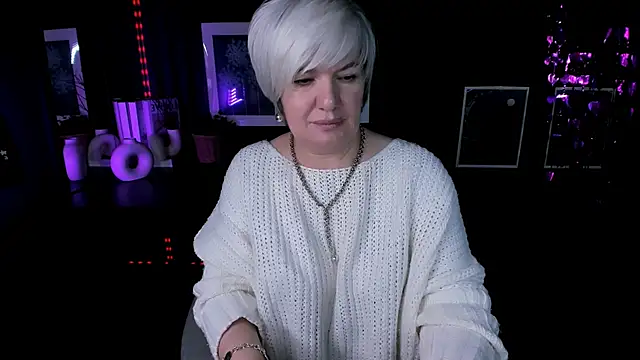 CarmenSoft online show from February 14, 2026, 9:00 pm