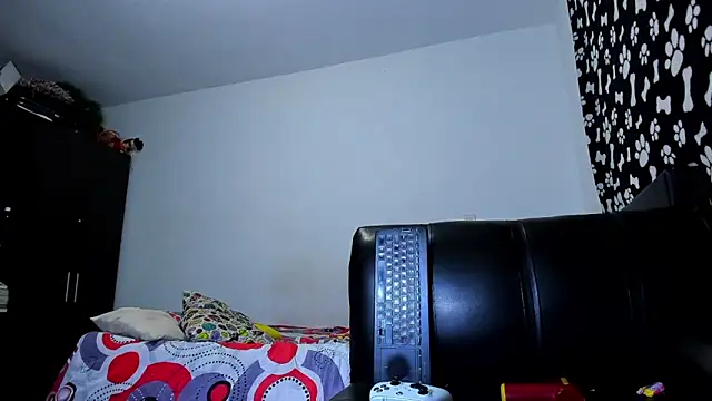 ares sexxx online show from December 3, 2025, 12:47 pm