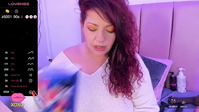 pamela dimantis  online show from February 9, 2025, 7:16 am