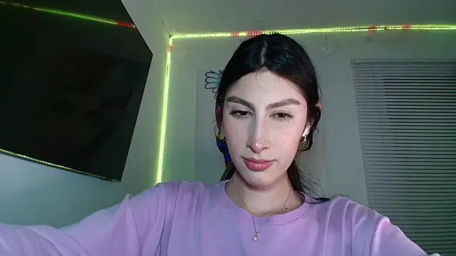 valeria gonzales  online show from February 23, 2026, 11:35 pm