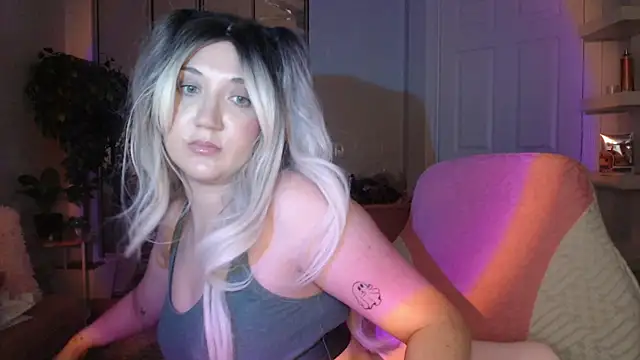 GoddessEmmy online show from April 2, 2026, 5:49 am