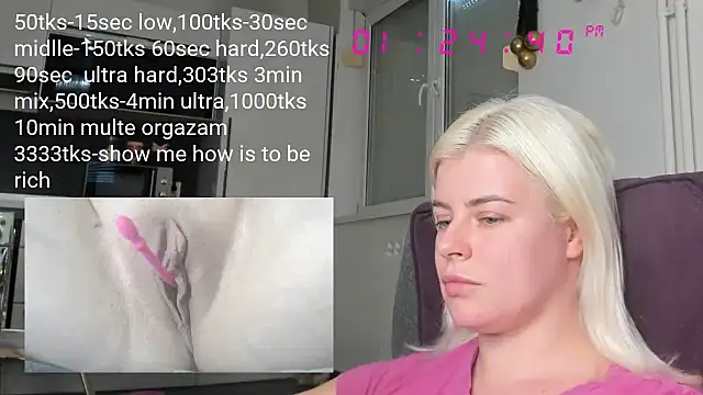 queenofthenighttt online show from February 1, 2025, 12:26 pm