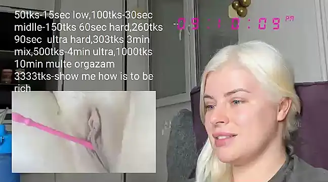 queenofthenighttt online show from February 26, 2025, 8:11 pm