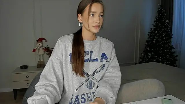 Snapshot of xx_leila chatting on January 17, 2026, 10:20 am xx leila online show from January 17, 2026, 10:20 am