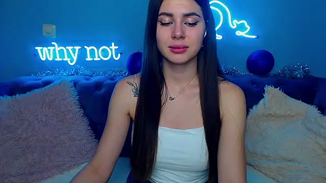 ViollinaLove online show from January 11, 2025, 5:51 pm