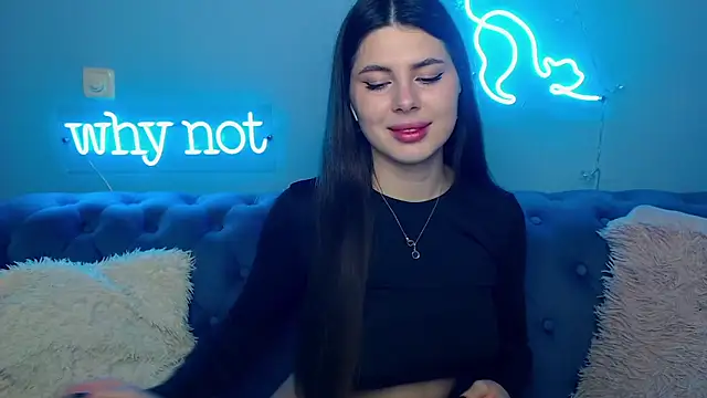 Snapshot of ViollinaLove chatting on February 28, 2026, 5:41 am ViollinaLove online show from February 28, 2026, 5:41 am