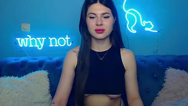 Snapshot of ViollinaLove chatting on March 15, 2026, 5:46 am ViollinaLove online show from March 15, 2026, 5:46 am