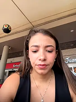 Snapshot of Hall_16 chatting on October 10, 2025, 8:19 pm Hall 16 online show from October 10, 2025, 8:19 pm