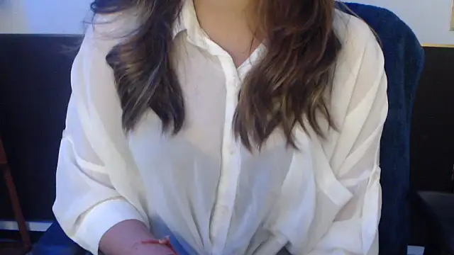 Snapshot of Tasty_Melody chatting on May 18, 2026, 5:52 pm Tasty Melody online show from May 18, 2026, 5:52 pm
