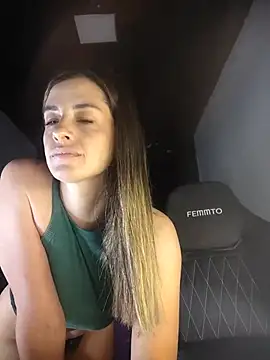 Snapshot of waspy chatting on October 9, 2025, 8:18 pm waspy online show from October 9, 2025, 8:18 pm