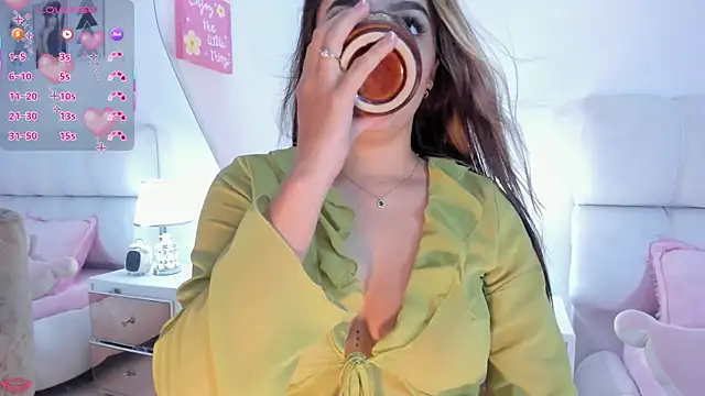 zoemina xd online show from February 14, 2026, 4:59 pm