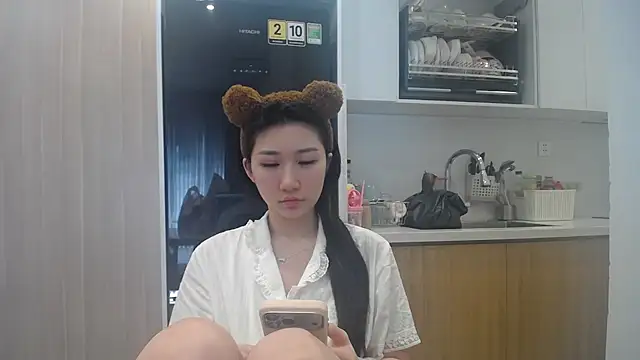 Snapshot of Asiagirll chatting on June 28, 2026, 2:17 am Asiagirll online show from June 28, 2026, 2:17 am