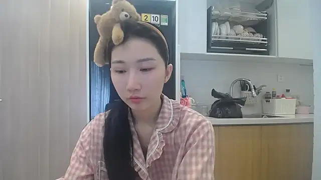 Snapshot of Asiagirll chatting on July 15, 2026, 1:00 am Asiagirll online show from July 15, 2026, 1:00 am
