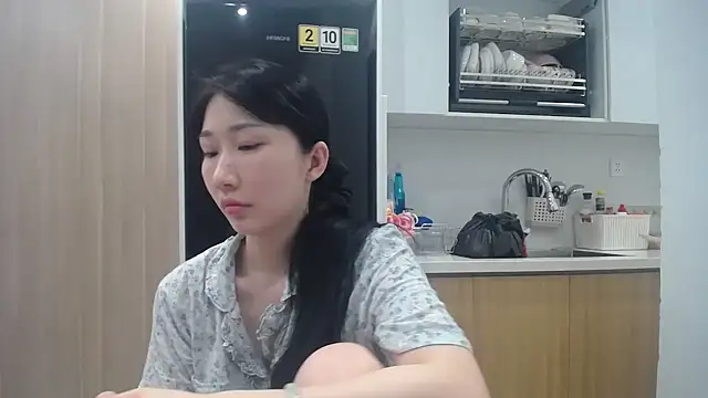 Snapshot of Asiagirll chatting on July 19, 2026, 4:33 pm Asiagirll online show from July 19, 2026, 4:33 pm