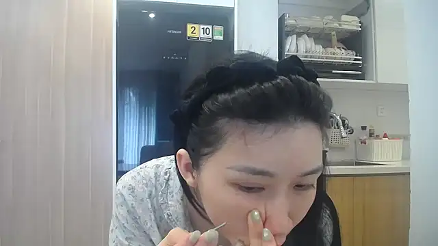 Snapshot of Asiagirll chatting on July 20, 2026, 4:38 am Asiagirll online show from July 20, 2026, 4:38 am