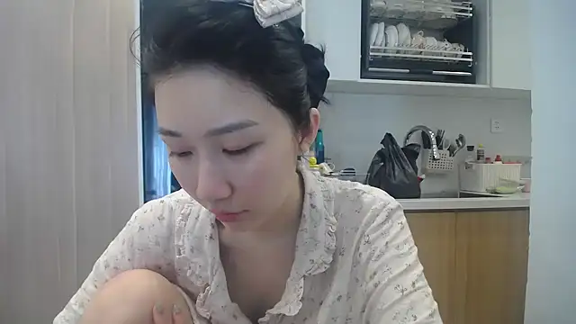 Snapshot of Asiagirll chatting on July 22, 2026, 12:57 am Asiagirll online show from July 22, 2026, 12:57 am