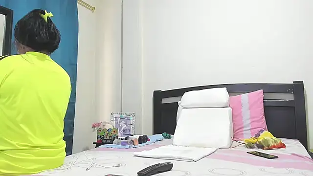 Snapshot of mara2020_69 chatting on September 26, 2025, 3:05 pm mara2020 69 online show from September 26, 2025, 3:05 pm