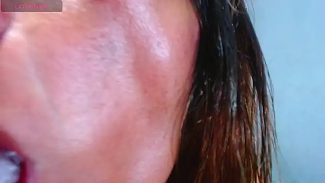 Snapshot of GraanTiigresa chatting on October 26, 2025, 4:57 pm GraanTiigresa online show from October 26, 2025, 4:57 pm