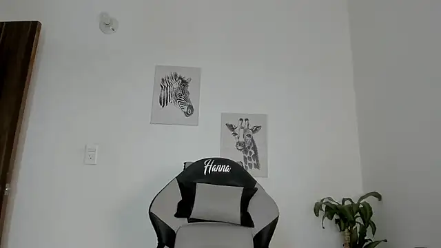 Hanna Risso online show from September 11, 2025, 6:19 pm