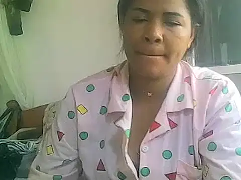 aleixane online show from December 8, 2024, 4:57 am