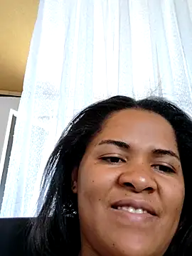 aleixane online show from December 9, 2024, 7:39 am