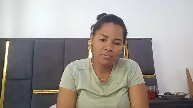 aleixane online show from April 24, 2026, 8:50 am