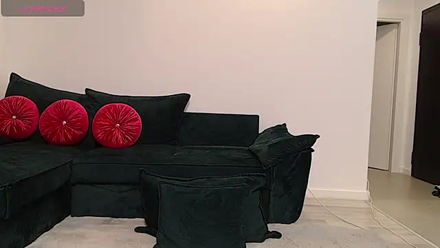 natasha-bigas online show from June 4, 2026, 6:58 pm