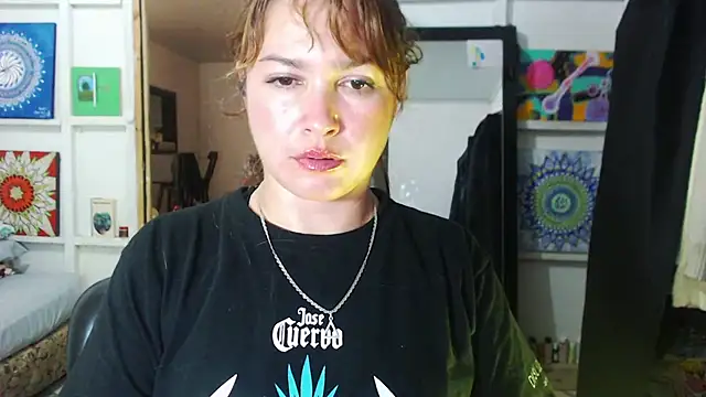 solamatista11 online show from September 22, 2025, 9:06 pm