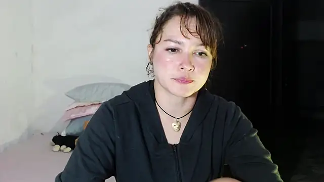 solamatista11 online show from October 29, 2025, 11:06 pm