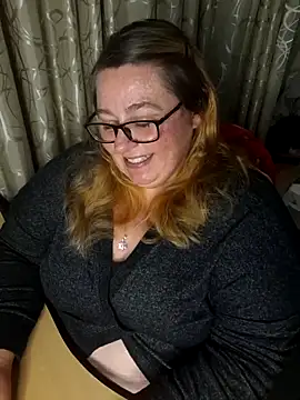 Iceprincess2bad4u online show from November 28, 2025, 5:15 pm