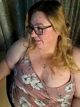 Iceprincess2bad4u online show from May 18, 2026, 6:25 pm