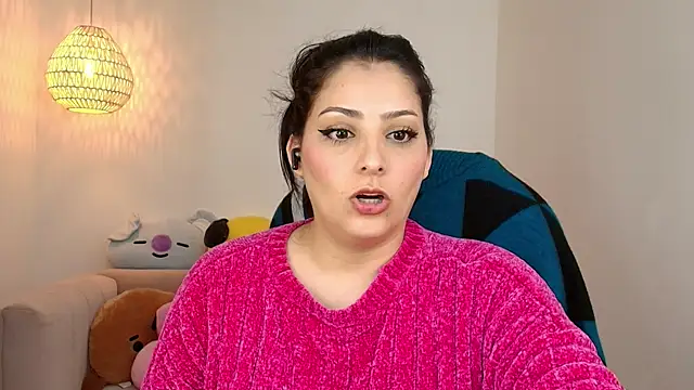 Snapshot of YummyAnna_ chatting on September 23, 2025, 8:23 pm YummyAnna online show from September 23, 2025, 8:23 pm