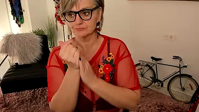 Milf-Ella online show from February 5, 2025, 9:04 am