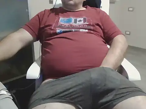 iron boy80 online show from November 29, 2025, 10:29 am