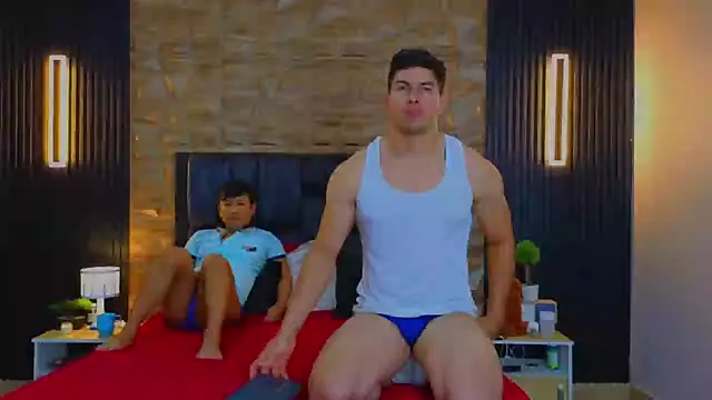 Snapshot of FelipeAndMarcello3 chatting on March 19, 2025, 2:57 pm FelipeAndMarcello3 online show from March 19, 2025, 2:57 pm