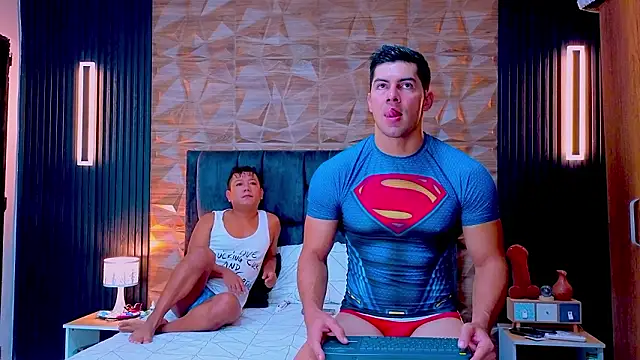 Snapshot of FelipeAndMarcello3 chatting on March 12, 2026, 2:01 pm FelipeAndMarcello3 online show from March 12, 2026, 2:01 pm