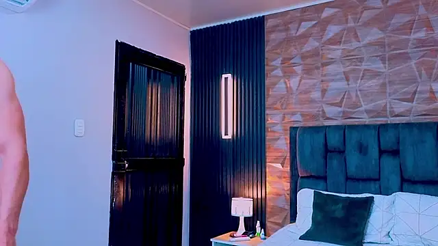 Snapshot of FelipeAndMarcello3 chatting on March 21, 2026, 7:28 pm FelipeAndMarcello3 online show from March 21, 2026, 7:28 pm