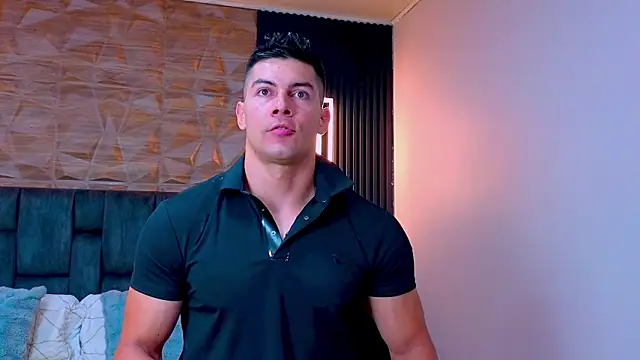 Snapshot of FelipeAndMarcello3 chatting on June 11, 2026, 10:52 pm FelipeAndMarcello3 online show from June 11, 2026, 10:52 pm