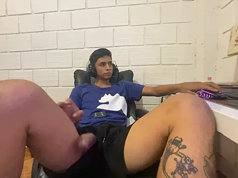 Max TheHorseDick online show from March 8, 2026, 4:44 pm