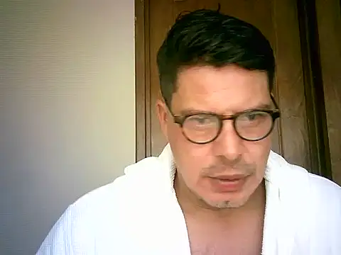 Snapshot of Supercolalvin chatting on September 19, 2025, 1:23 pm Supercolalvin online show from September 19, 2025, 1:23 pm