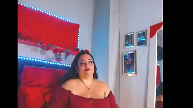 -helen online show from December 20, 2024, 2:41 am
