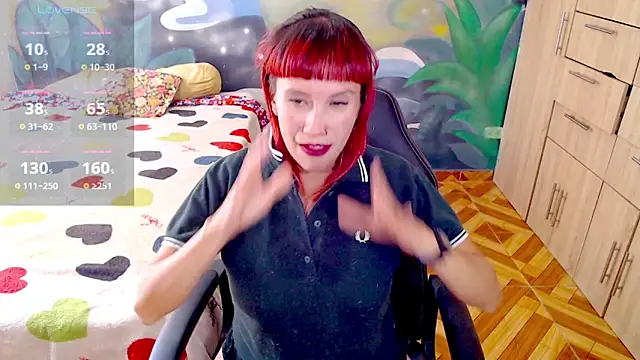 Snapshot of Eimy_lorens chatting on April 4, 2026, 6:49 pm Eimy lorens online show from April 4, 2026, 6:49 pm