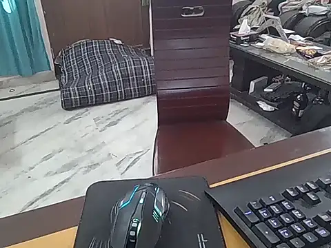 Snapshot of redvelvet_4 chatting on February 24, 2026, 5:05 am redvelvet 4 online show from February 24, 2026, 5:05 am