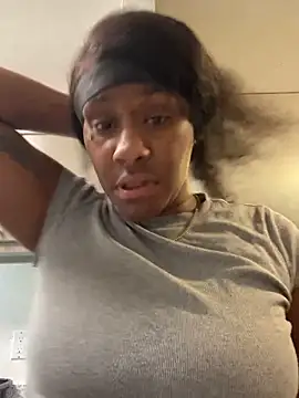 Foreignthababyy online show from March 25, 2026, 5:35 am