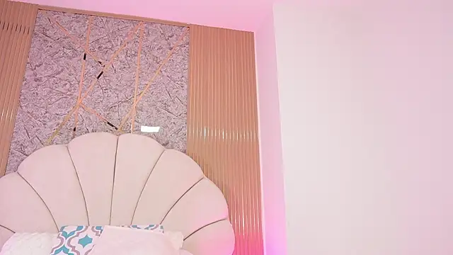 mssburbuja online show from November 1, 2025, 3:08 am