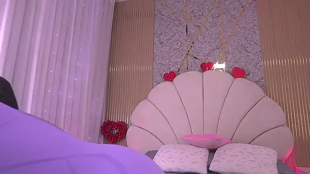 mssburbuja online show from February 24, 2026, 3:15 am