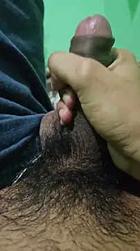 Snapshot of rockyp6 chatting on February 17, 2026, 2:02 pm rockyp6 online show from February 17, 2026, 2:02 pm