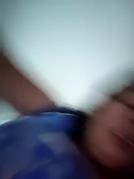 Snapshot of Haru_Queenn chatting on April 13, 2026, 11:10 pm Haru Queenn online show from April 13, 2026, 11:10 pm