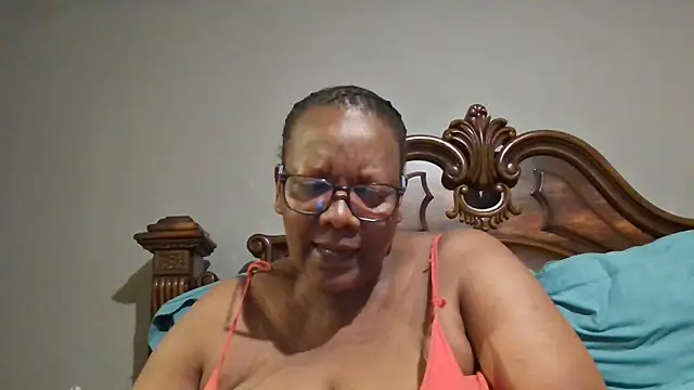 SEXYBOOBSNASS online show from February 9, 2025, 7:09 pm